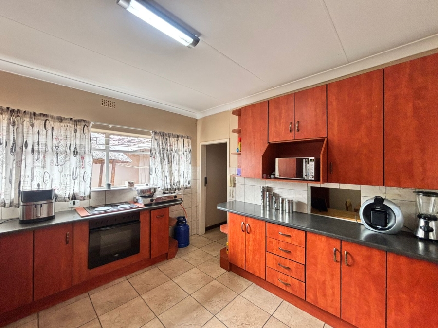3 Bedroom Property for Sale in La Hoff North West